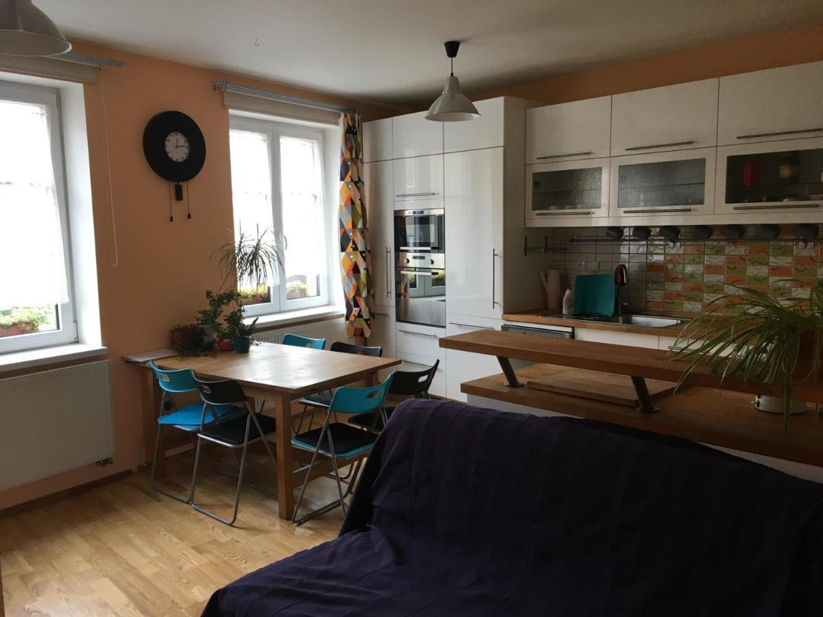 Ubytovani Husova 842 Apartment ตูร์นอฟ ภายนอก รูปภาพ